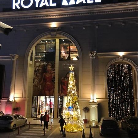 Royal Mall Apartment พริสตีนา ภายนอก รูปภาพ