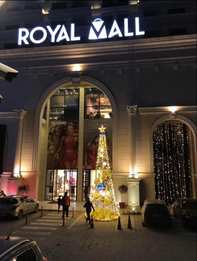 Royal Mall Apartment พริสตีนา ภายนอก รูปภาพ